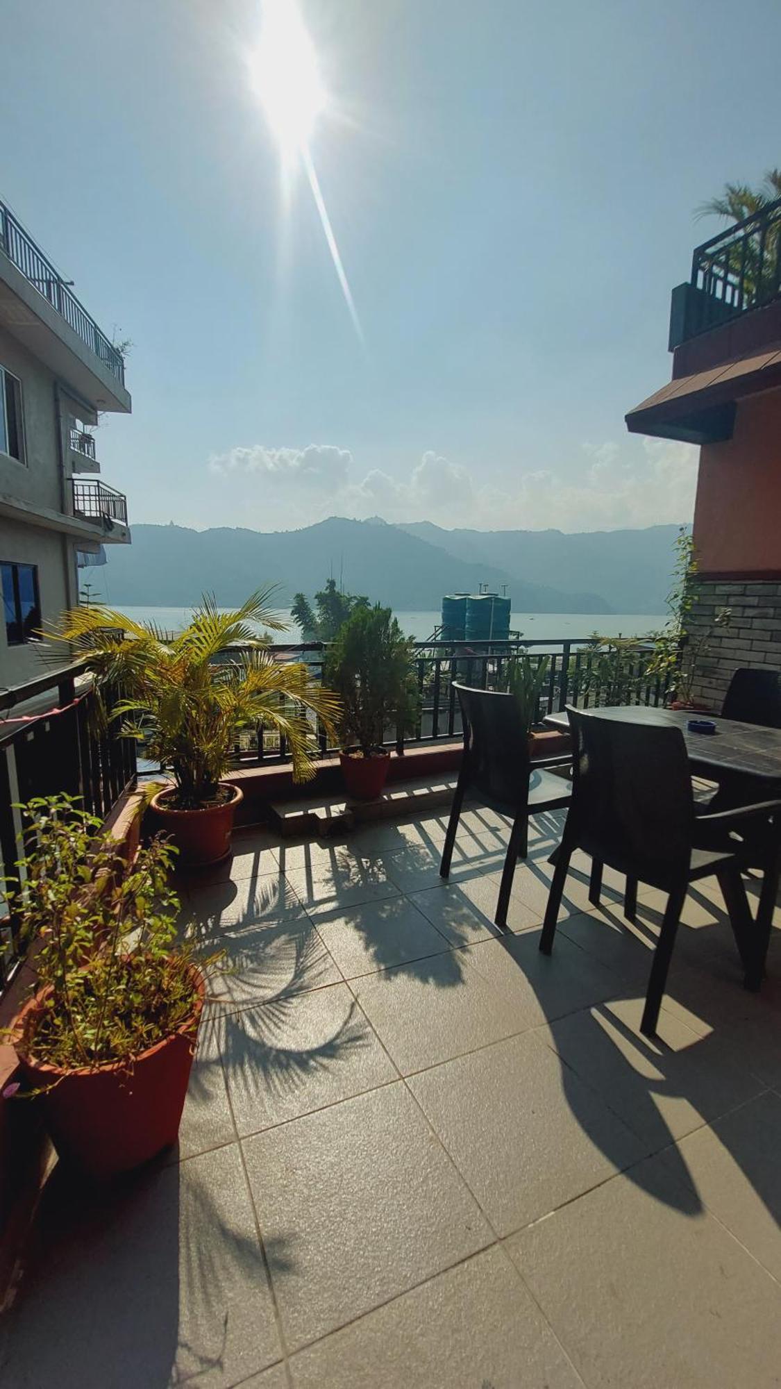 Golden Lake بوكْرا المظهر الخارجي الصورة